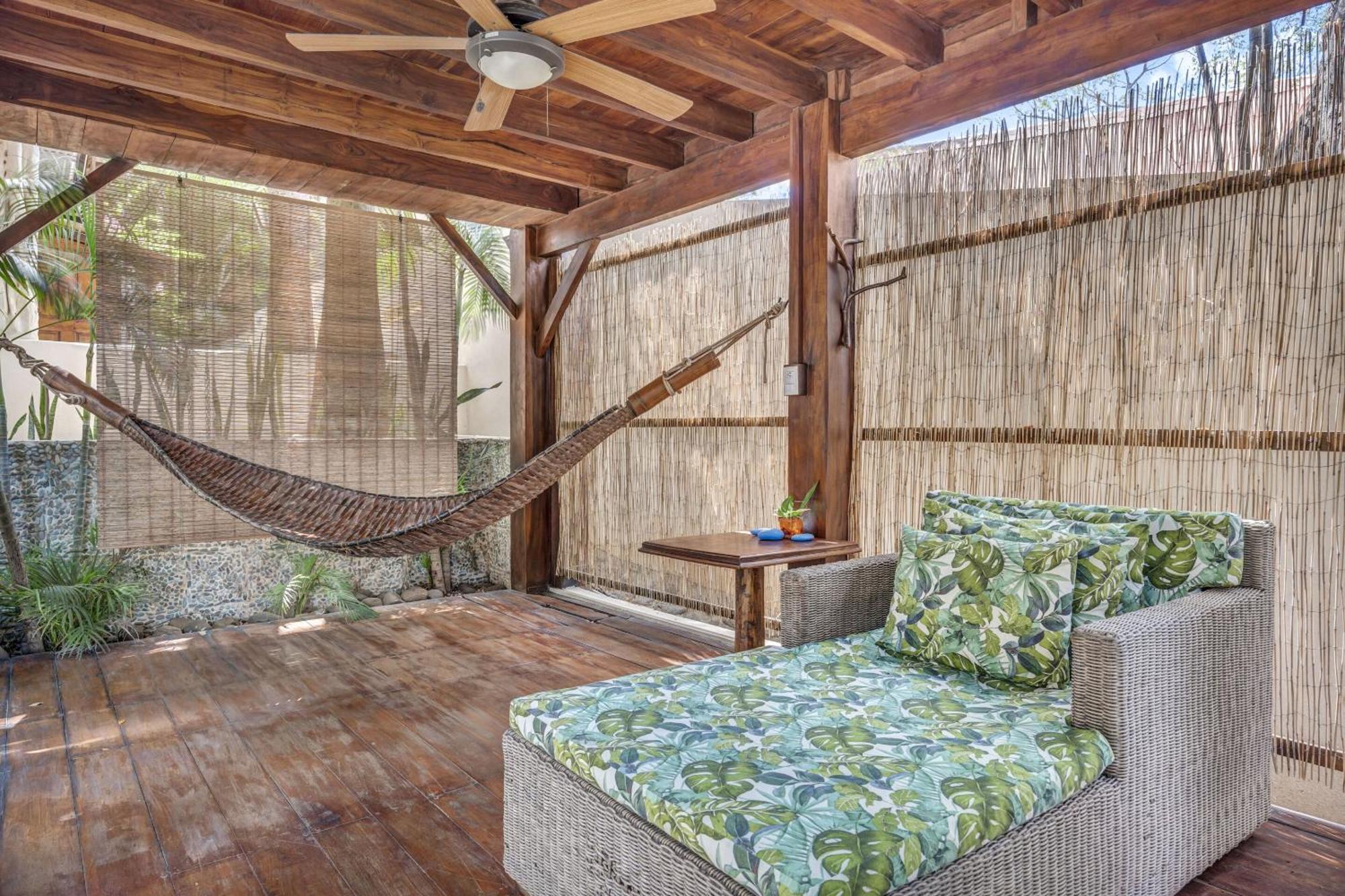The Beach Bungalows Tamarindo- Adults Only 객실 사진